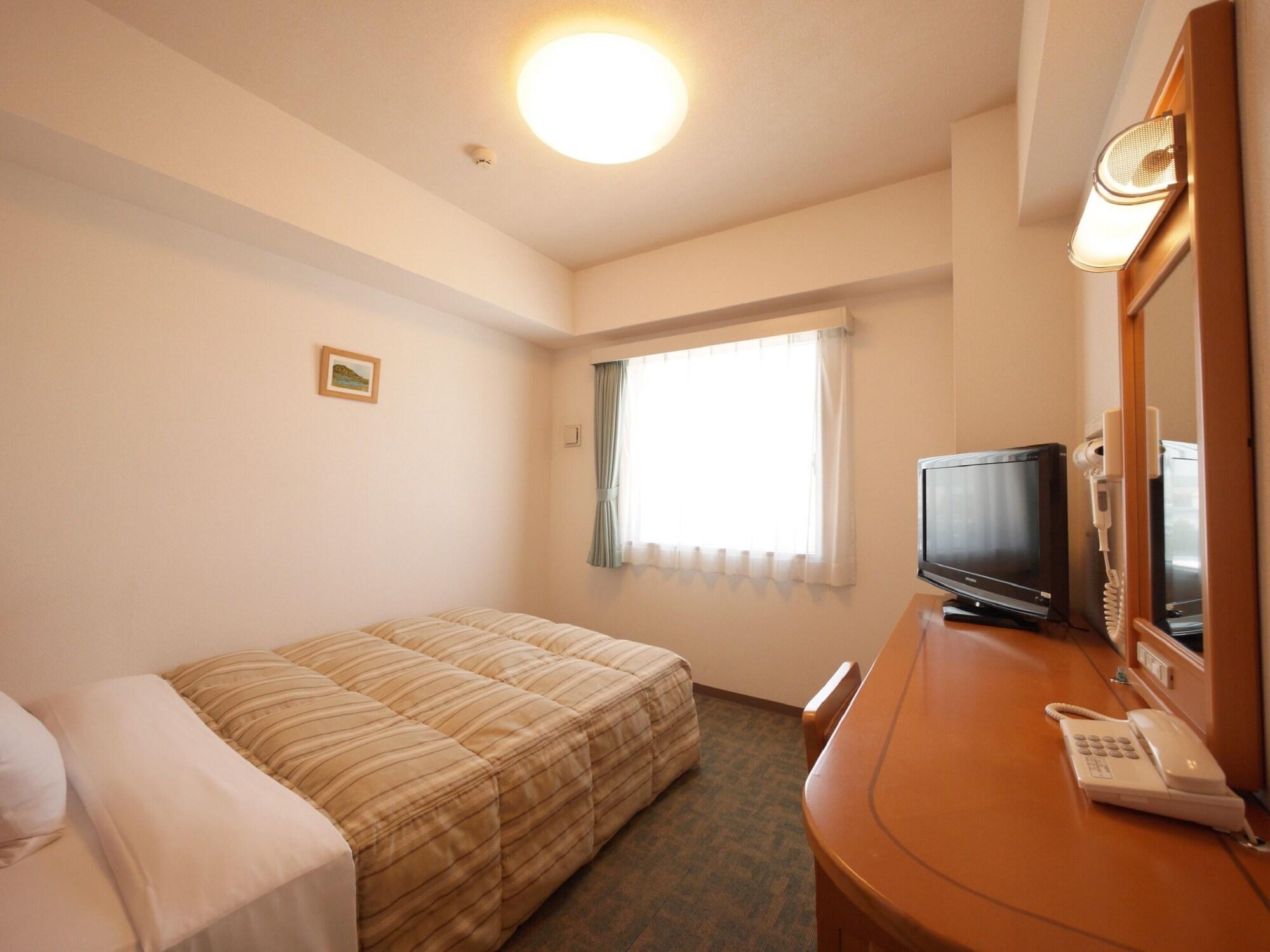 Hotel Route-Inn Niigata Kencho-Minami Exteriör bild