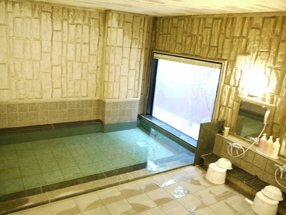 Hotel Route-Inn Niigata Kencho-Minami Exteriör bild